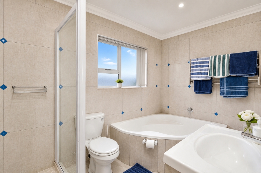 3 Bedroom Property for Sale in Parklands Western Cape
